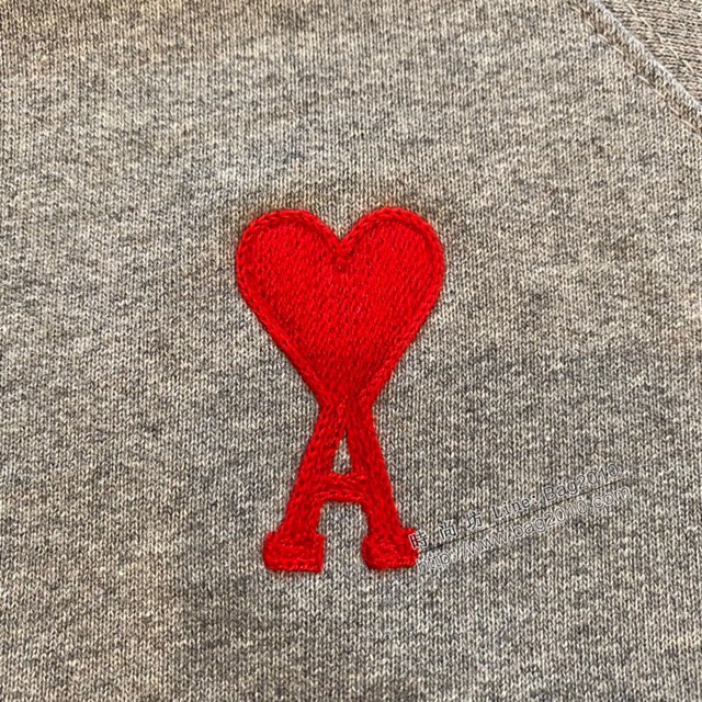 Ami專櫃2023FW新款愛心刺繡插肩圓領衛衣 男女同款 tzy3201